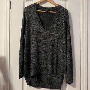 Aritzia Wilfred | Balzac Sweater V-neck In Grey/Black Space Dye